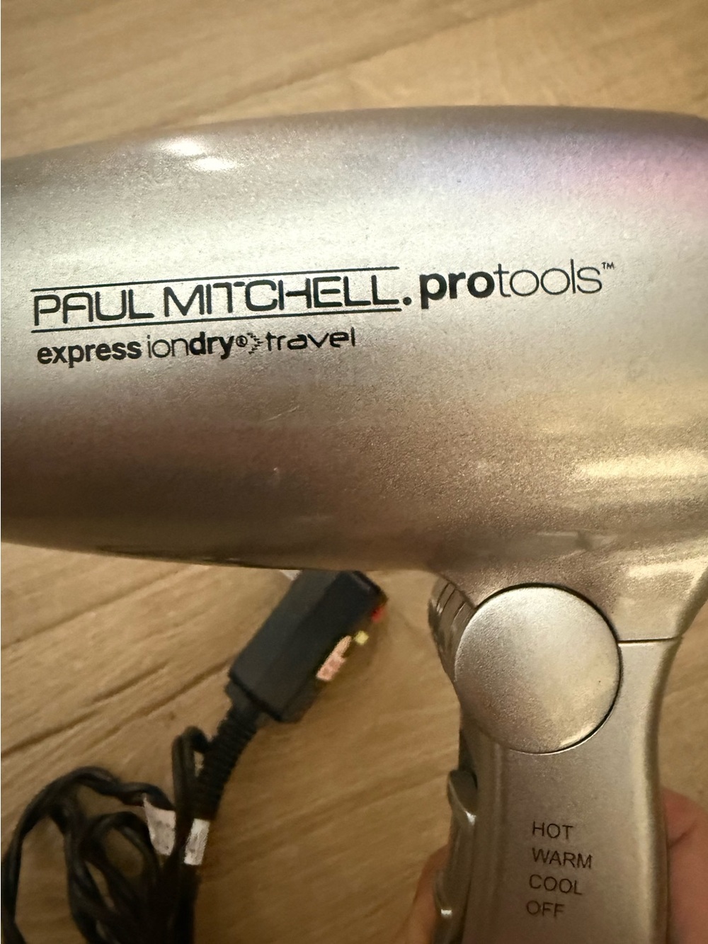 Paul Mitchell foldable, travel ion Blow dryer and large pro barrel round brush - Picture 2 of 10
